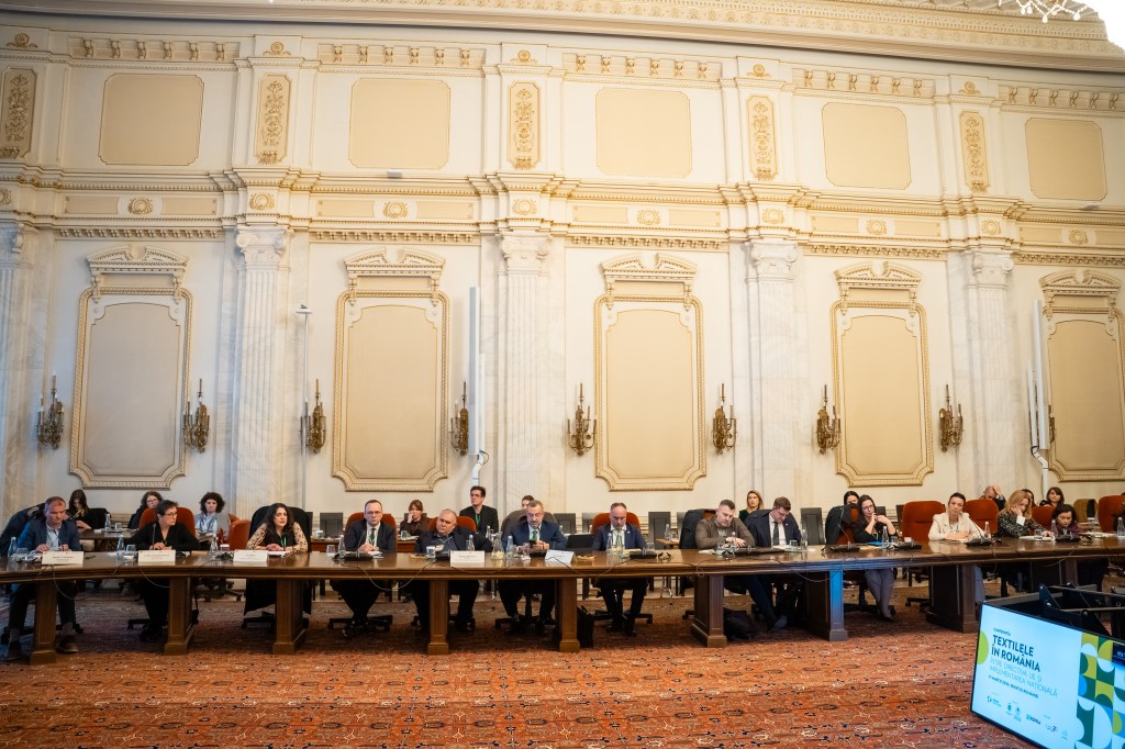 Textilele în România: ce am aflat la conferința din&nbsp;Senat
